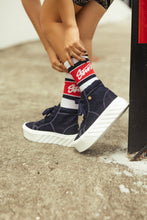 Load image into Gallery viewer, Nicole Sneakers
