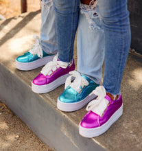 Load image into Gallery viewer, Marysol Sneakers
